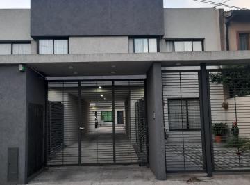 Casa de 3 ambientes, Ituzaingó · Alquiler: Duplex Interno en Ituzaingo Sur.