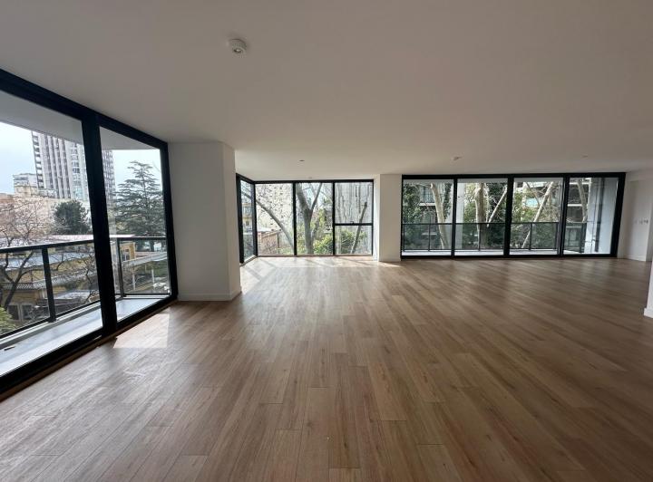 Departamento · 248m² · 4 Ambientes · 2 Cocheras