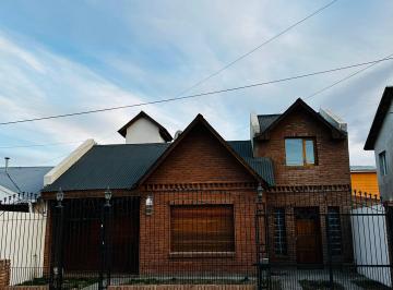 Casa de 10 ambientes, Río Gallegos · Venta Casa en Rio Gallegos