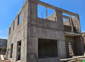 Casa de 5 ambientes, Maipú · Venta - Casa - Sueños de Morón (Ofertas en Efectivo)