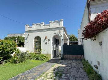 Casa · 186m² · 7 Ambientes · 3 Cocheras · Inmueble en Venta - Múltiples Destinos