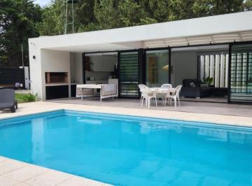 Quinta vacacional de 4 ambientes, Exaltación de la Cruz · Casaquinta Nueva Calidad Premium Estilo Minimalista con 158 m² Cubiertos