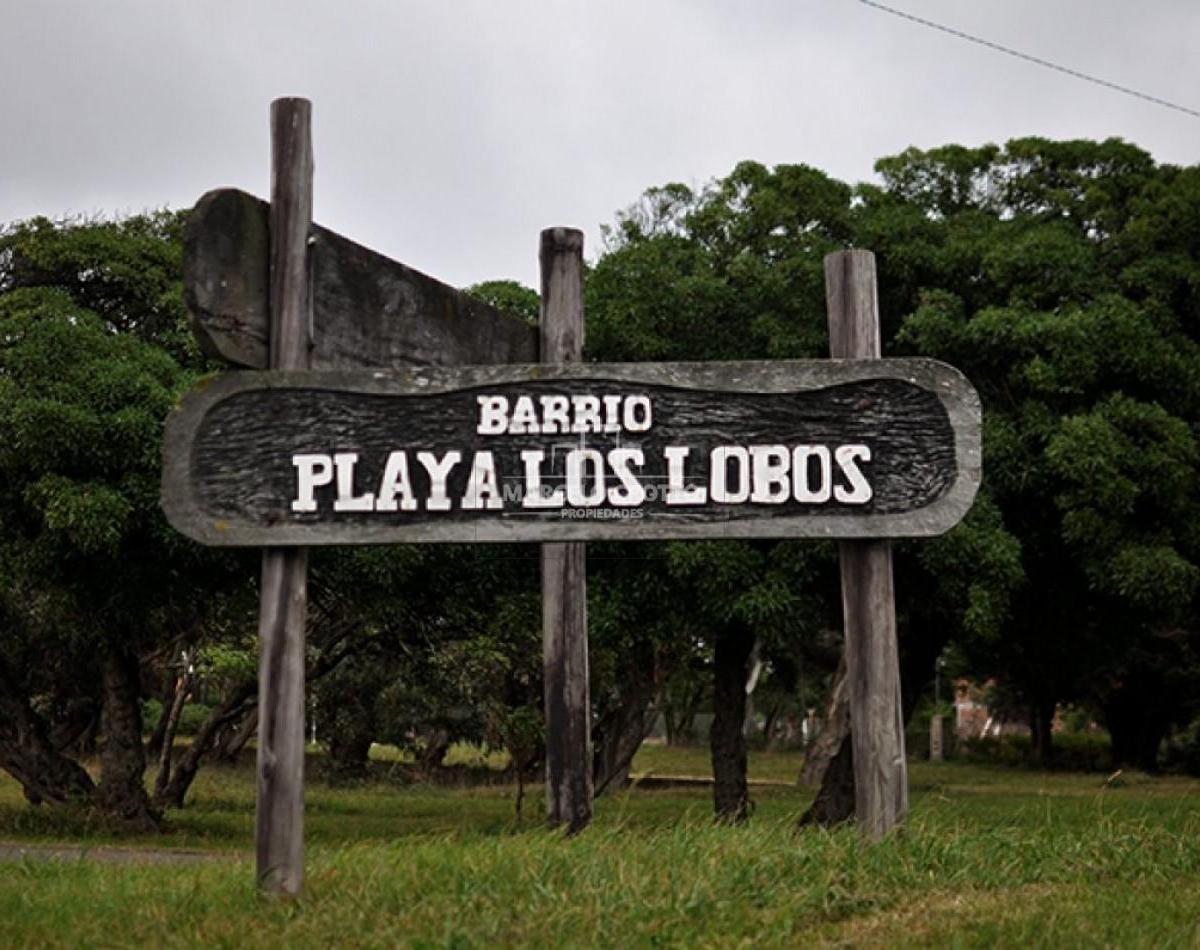 Venta lote en esquina, 193m² — Playa Los Lobos