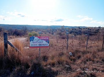Terreno · 693m² · Terreno en Valle Hermoso Sobre Ruta