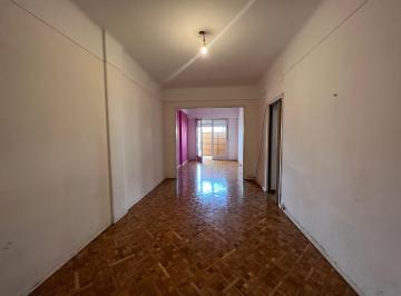 Departamento de 4 ambientes, Once · Alquiler Departamento 4 Ambientes con Dependencia Balcon Contrafrente