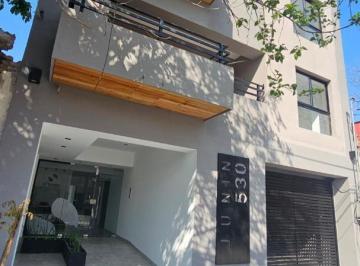 Departamento · 74m² · 3 Ambientes · 1 Cochera · Exc Depto Vta 2 Dorm Bcon/asador/gge Estrenar Junin 530