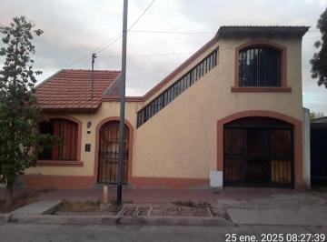 Casa de 10 ambientes, Dorrego · Bcg Group Vende Casa en Dorrego, Guaymallén, Calle Miller