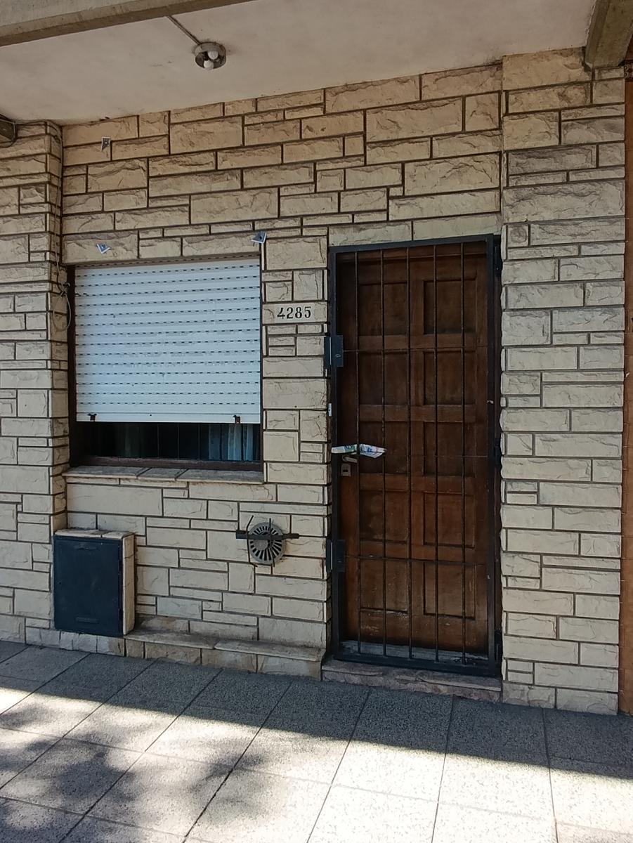 PH 2 amb, 30m² independiente con patio — Alberti y San Juan