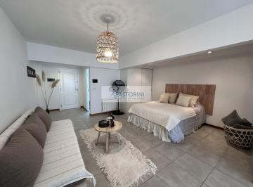 Departamento · 46m² · 1 Ambiente · 1 Cochera · Impecable Dpto Equipado Para 2 Personas en Alquiler Temporal