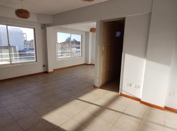 Departamento de 2 ambientes, Morón · Amplio y Luminoso Dpto en Alquiler en El Centro de Morón - Apto Profesional