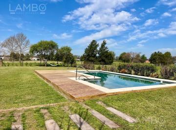 Casa · 1000m² · 6 Ambientes · 2 Cocheras · Alquiler Temporada de Polo Pilar Medal Country Club