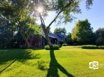 Casa de 6 ambientes, Tigre · Muy Linda Casa Amoblada en Isla Santa Mónica