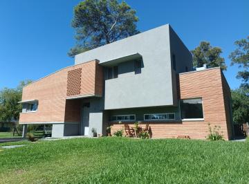 Casa · 255m² · 5 Ambientes · 2 Cocheras · Casa en Venta, Barrio Monet, Campana, 5 Ambientes, Pileta, Parque, Barrio Cerrado