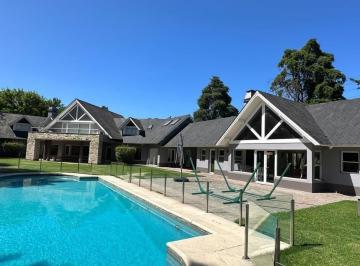VIA-VIA-12_2 · Excelente Residencia Country San Diego, Zona Golf!