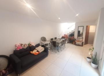 PH · 68m² · 3 Ambientes · PH en La Tablada