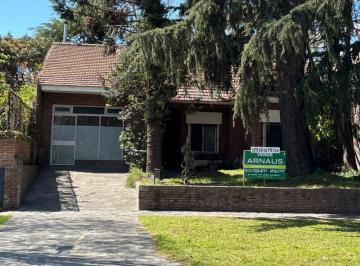 Casa de 7 ambientes, San Isidro · Casa Venta Lomas de San Isidro