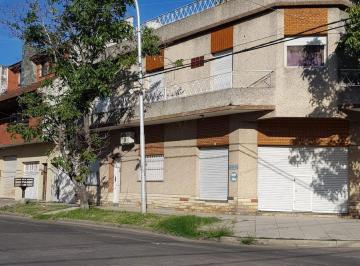 PH · 32m² · 2 Ambientes · PH en Lanús Este