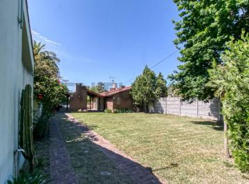 Casa · 85m² · 2 Ambientes · Casa en Venta en Gonnet