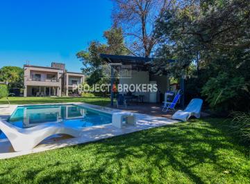 Casa de 6 ambientes, Ituzaingó · Espectacular Residencia en Pleno Circuito de Parque Leloir