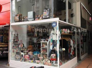Local comercial · 62m² · 3 Ambientes · Venta Local en Recoleta / Retiro con 10 m de Vidriera