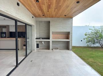 Casa · 110m² · 3 Ambientes · 2 Cocheras · Colinas de Manantiales * Casa 2 Dorm * Terreno 250 m² * a Estrenar