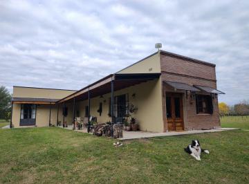 Casa de 4 ambientes, Villa Elisa · Exclente Casa en Venta en Club de Campo Aguas Dulces Villa Elisa Er