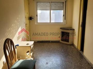 Departamento · 73m² · 3 Ambientes · Dpto Semipiso 3 Amb con Balcon Al Frente, Apto Credito. Excelente Ubicacion: 20 de Septiembre 2989,