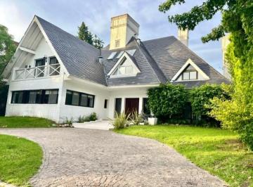 Casa de 6 ambientes, San Isidro · Casa en Alquiler San Isidro Chico U$s 6.800.