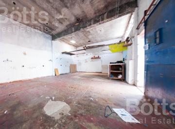 PH · 65m² · 2 Ambientes · Galpón PH en Lomas del Mirador