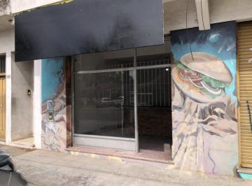 Local comercial de 1 ambiente, Almirante Brown · Local Nº 1 - Al Frente Sobre Av Espora. Valoriopropiedades@