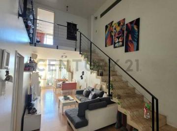 Departamento · 95m² · 4 Ambientes · Departamento en Duplex 4 Ambientes - 3 Baños Completos - Villa Urquiza - Oportunidad