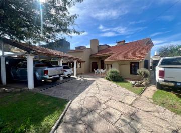 Casa de 7 ambientes, Villa Carlos Paz · Carlos Paz! Alquiler Anual Casa Premium - Full Equipada - a m Costanera