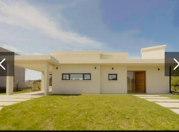 Casa de 4 ambientes, Mar del Plata · Casa a Estrenar en Venta | Barrio Privado Arenas Chico | Dueño Directo | Usd 296