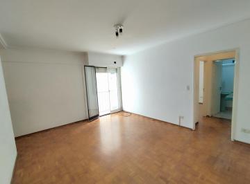 Departamento · 45m² · 2 Ambientes · Amplio Departamento en Sucre y Cabildo