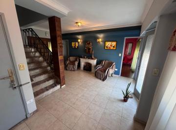 Departamento de 5 ambientes, Lanús · Espléndido Depto Tipo Casa 5 Amb, en Excelente Ubicación, a m de Av Yrigoyen