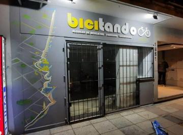 Local comercial · 65m² · Local en Venta * Plaza Colon Mar del Plata