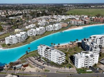 Departamento · 71m² · 3 Ambientes · 1 Cochera · Departamento en Venta 3 Ambientes con Vista a La Laguna en Cristal Lagoon Pilar