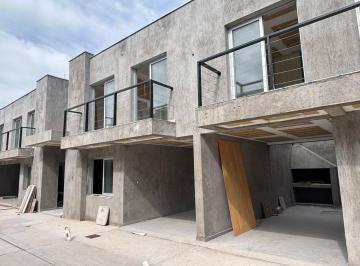 Edificio · 1135m² · 22 Ambientes · 11 Cocheras · Complejo de Departamentos en Venta en San Martin, Mendoza