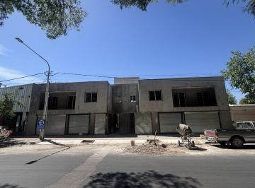 Departamento · 104m² · 2 Dormitorios · 1 Cochera · Duplex en Venta en San Martin Mendoza