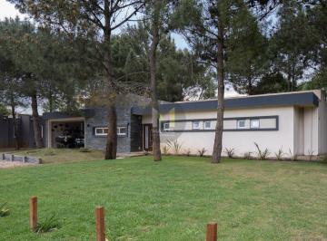 Casa · 247m² · 5 Ambientes · 2 Cocheras · Casa en Venta 5 Ambientes Pinamar La Herradura