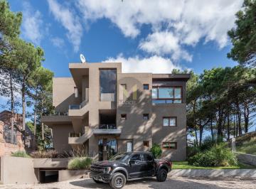 Departamento · 150m² · 4 Ambientes · 2 Cocheras · Triplex en Venta Pinamar Golf