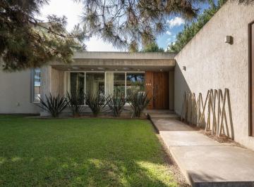Casa · 252m² · 5 Ambientes · Casa en Venta La Herradura Pinamar