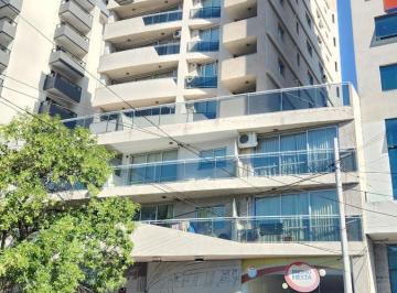 Departamento · 138m² · 4 Ambientes · 1 Cochera · Departamento en Venta Centro Semipiso 3 Dorm. 2 Baños Edificio Manhattan Villa Carlos Paz