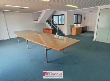 Oficina comercial · 117m² · 5 Ambientes · 2 Cocheras · Oficina Comercial C/ 2 Cocheras Cub. San Nicolas. Centro.