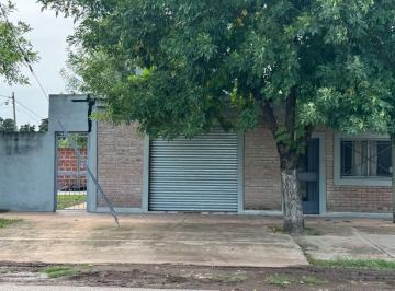Casa · 264m² · 1 Dormitorio · 4 Cocheras · Venta Casa con Local Francisco Álvarez