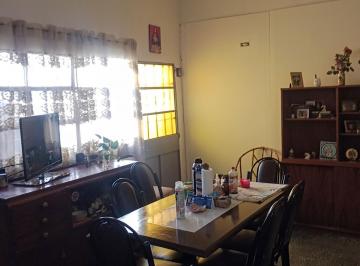 Casa · 66m² · 4 Ambientes · Venta Departamento 2 Dorm. Patio B° Pueyrredon