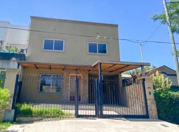 Casa · 220m² · 5 Ambientes · 2 Cocheras · Casa a Estrenar en Rincón de Milberg - Apto Credito