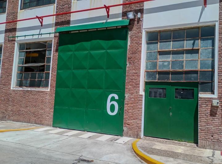 Depósito · 1405m²