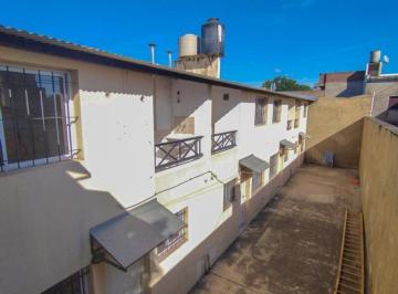 Departamento · 200m² · 10 Ambientes · 3 Cocheras · Complejo de 5 Dúplex - 120.000 Usd (Oroño 5900)