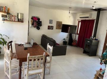 Casa · 96m² · 6 Ambientes · 1 Cochera · Casa en Venta Sicardi